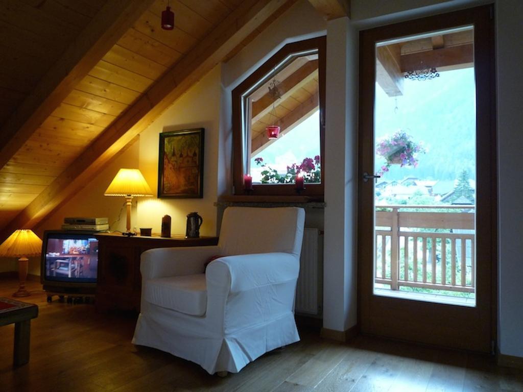 Apartament Mansarda Dolomiti Rasun di Sopra Pokój zdjęcie
